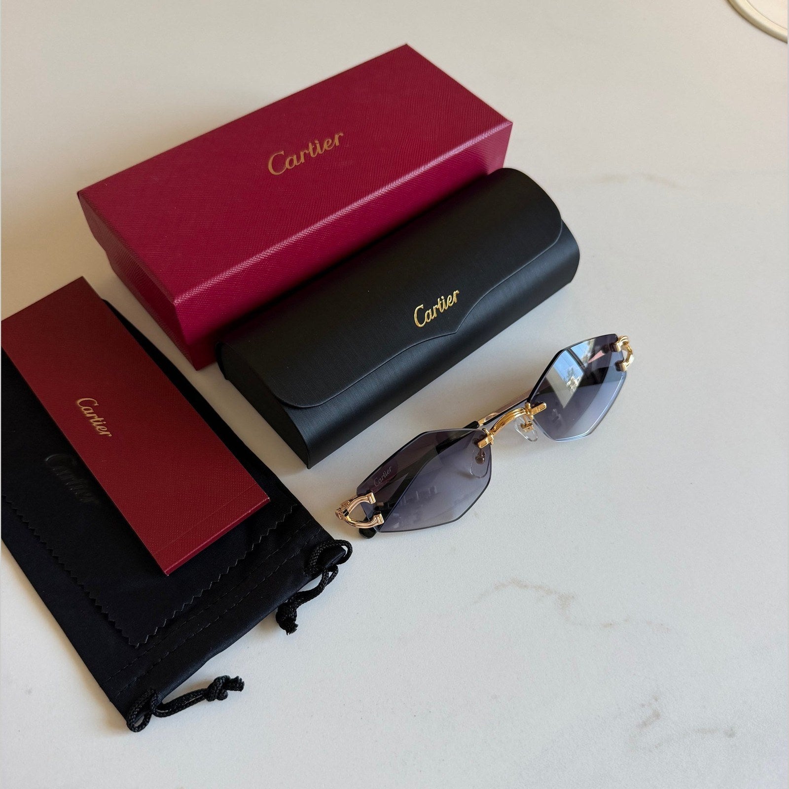Cartier - sunglasses במלאי דגם מספר 8