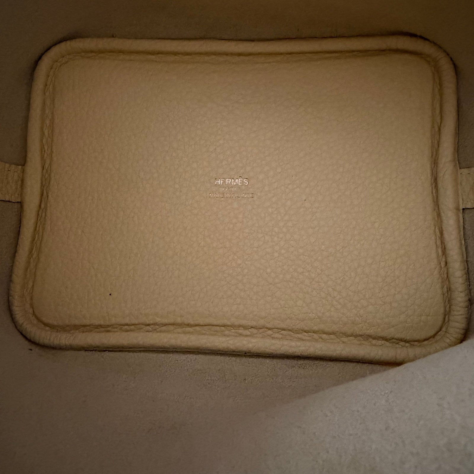 Image of Hermès Picotin 18 במלאי צהוב זהב
