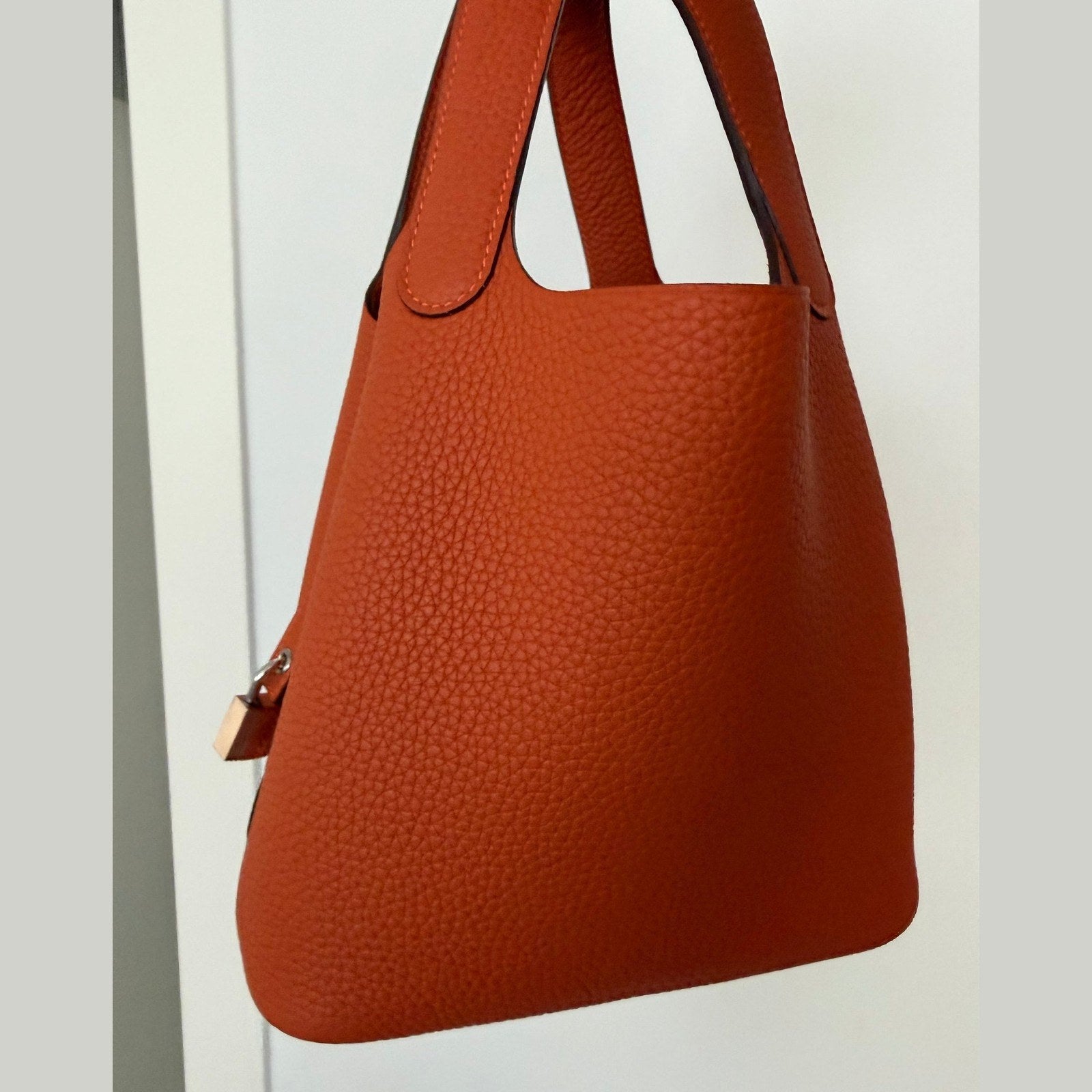 Hermès Picotin 18 במלאי כתום עם כסף