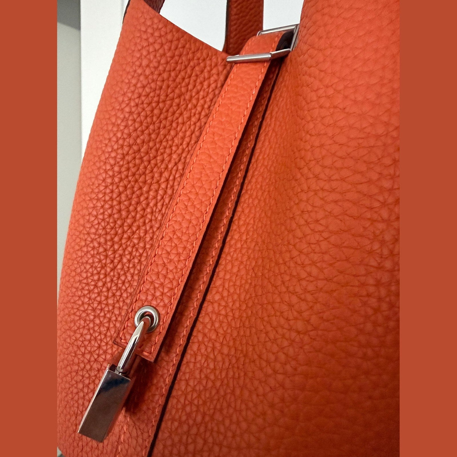 Image of Hermès Picotin 18 במלאי כתום עם כסף