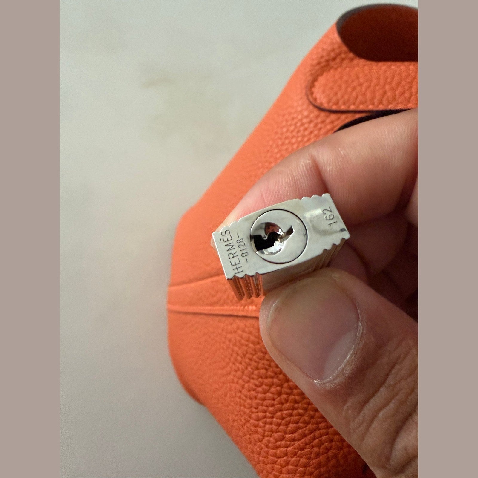 Image of Hermès Picotin 18 במלאי כתום עם כסף