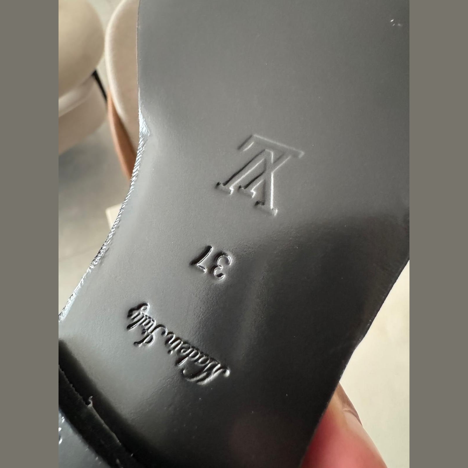 lv sandals במלאי