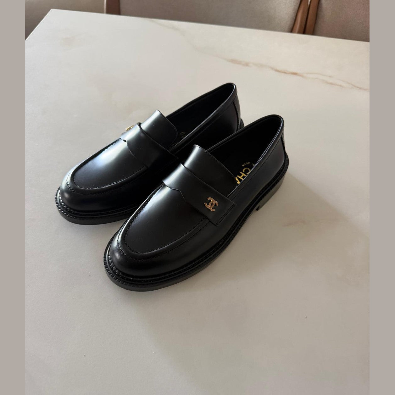 Image of Chanel loafers במלאי